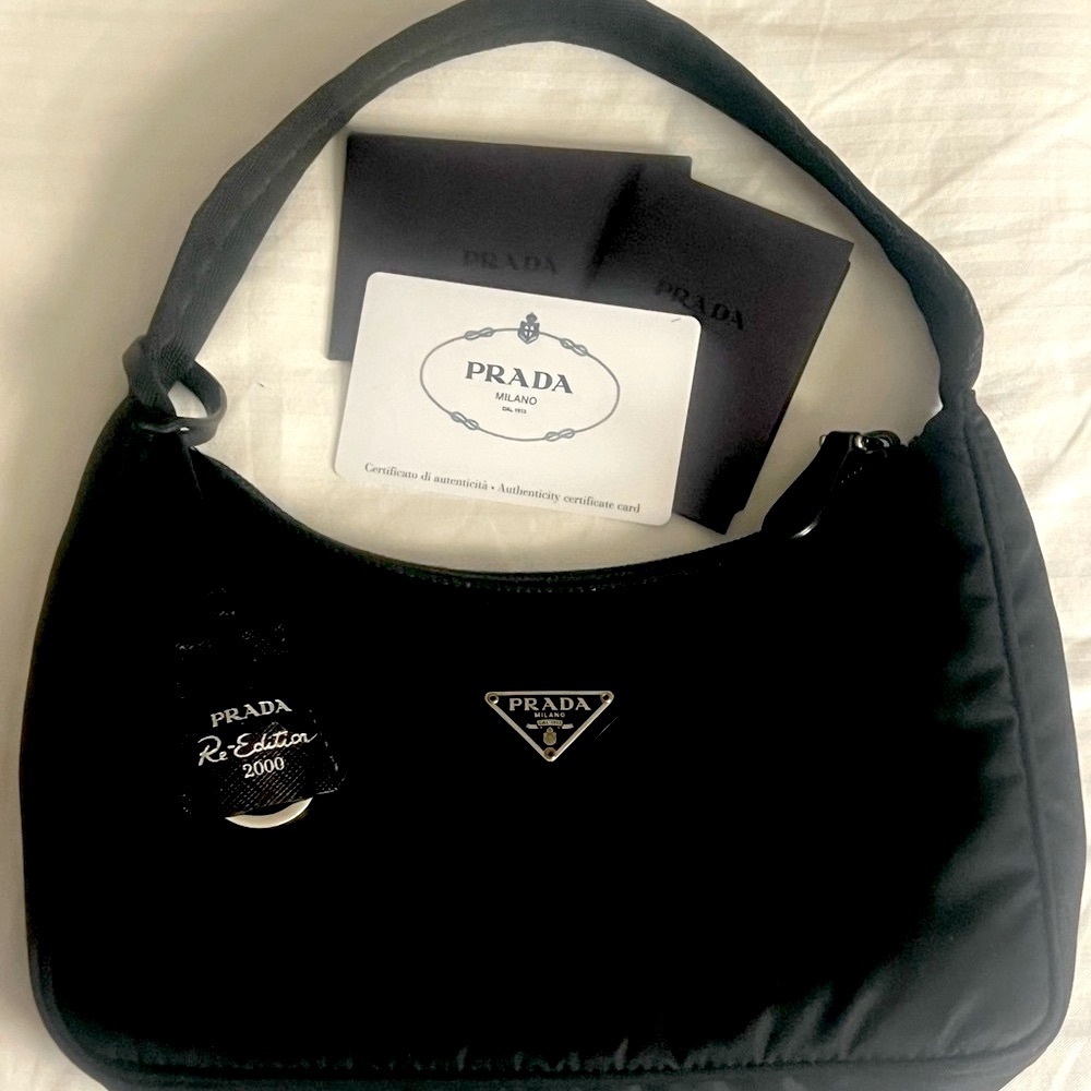 Vintage PRADA Re-Edition 2000 Mini-bag w/Authentication Cards/Duster - Picture 2 of 15